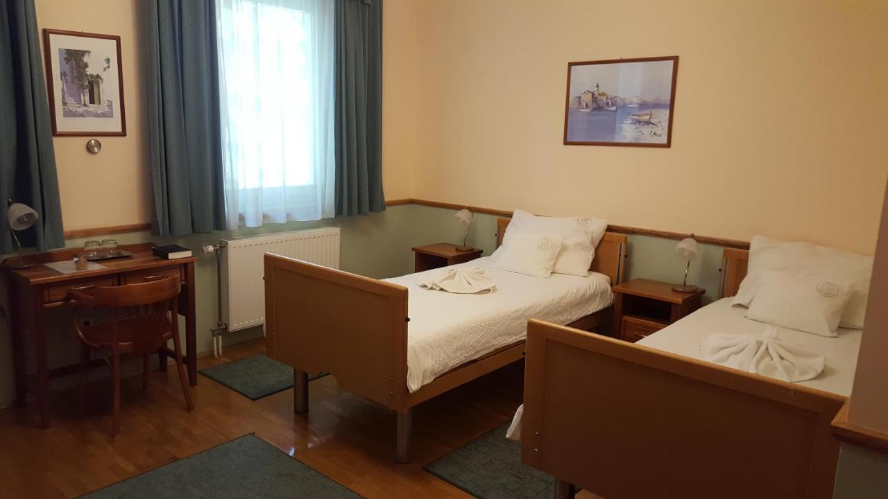 Laetitia Panzio Bed & Breakfast Kaposvár Dış mekan fotoğraf