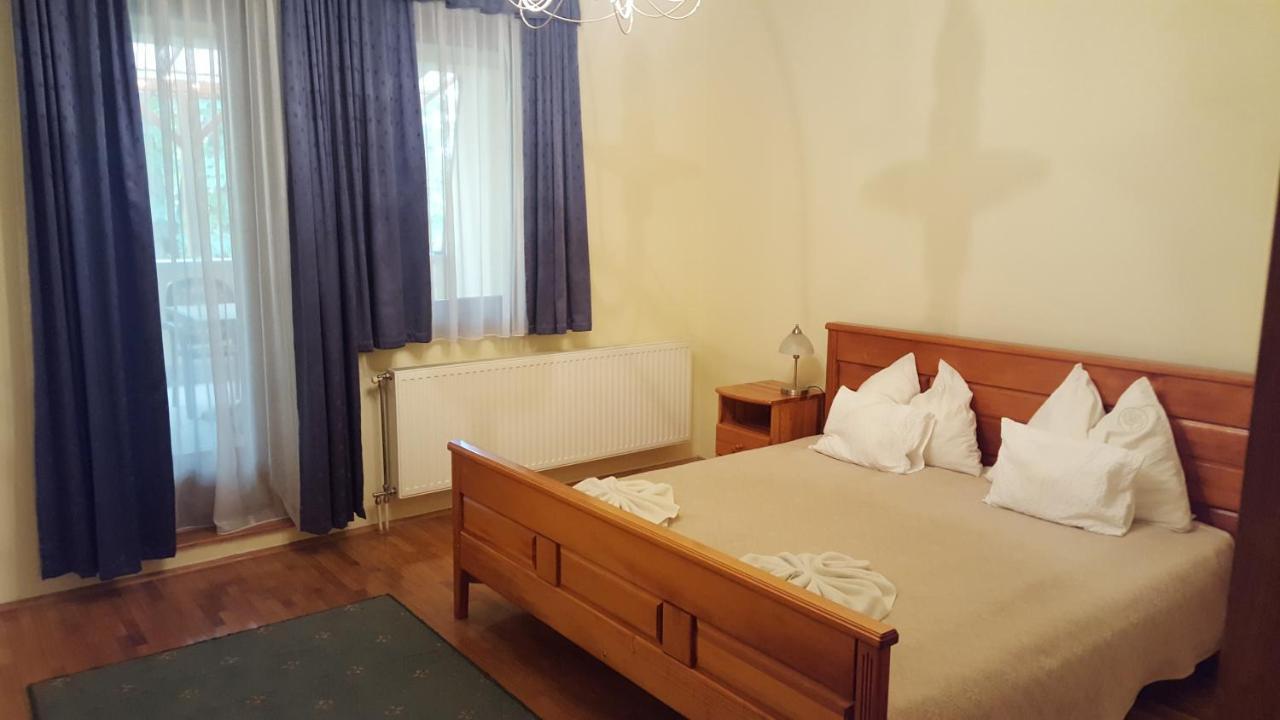 Laetitia Panzio Bed & Breakfast Kaposvár Dış mekan fotoğraf
