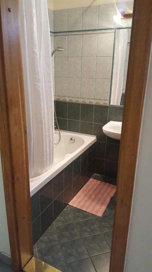Laetitia Panzio Bed & Breakfast Kaposvár Dış mekan fotoğraf